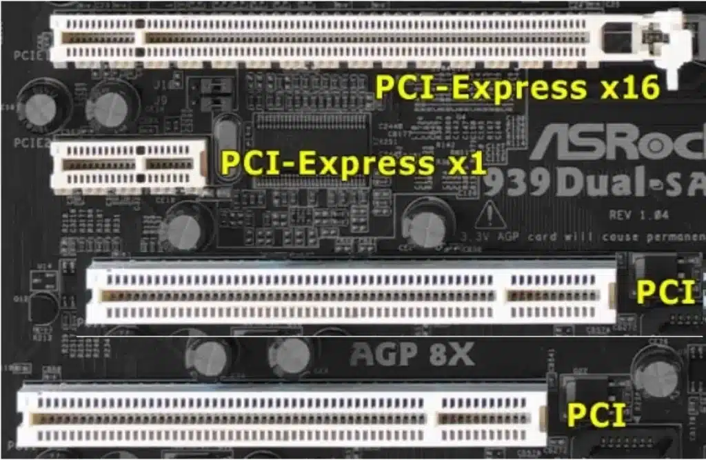 Velocità ssd nel 2024: quanto è essenziale l'interfaccia? 17 velocità_ssd_connettori_pcie_vs_connettori_pci
